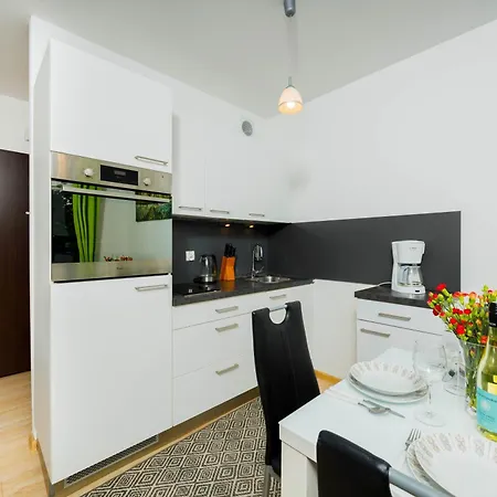 Polanki Comfort Z Basenem Letnim Apartment *