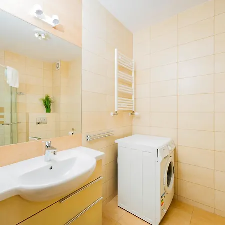 Polanki Comfort Z Basenem Letnim *