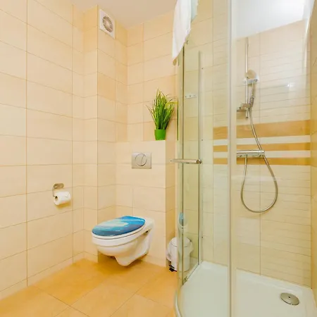 Apartament Polanki Comfort Z Basenem Letnim Kołobrzeg